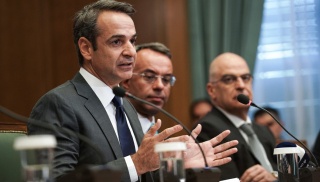 mitsotakis staikouras vroutsis